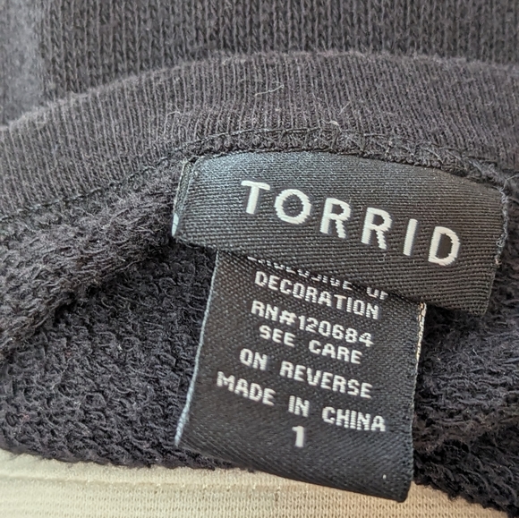 Animal! Sweater Blouse - Picture 5 of 5